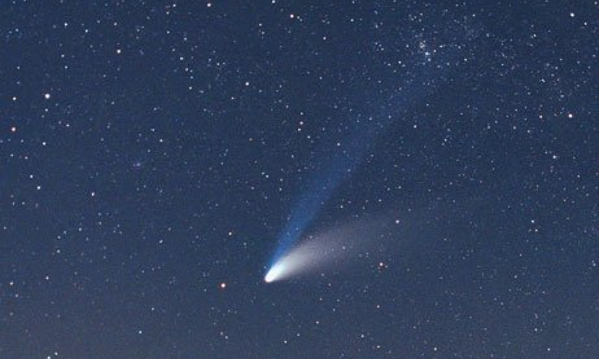 Comet 333P/LINEAR passes perihelion - In-The-Sky.org