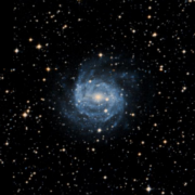 NGC 5643