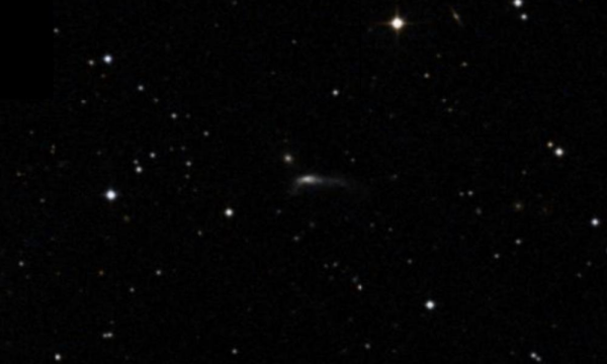 Ugc 4009 (galaxy) - In-the-sky.org