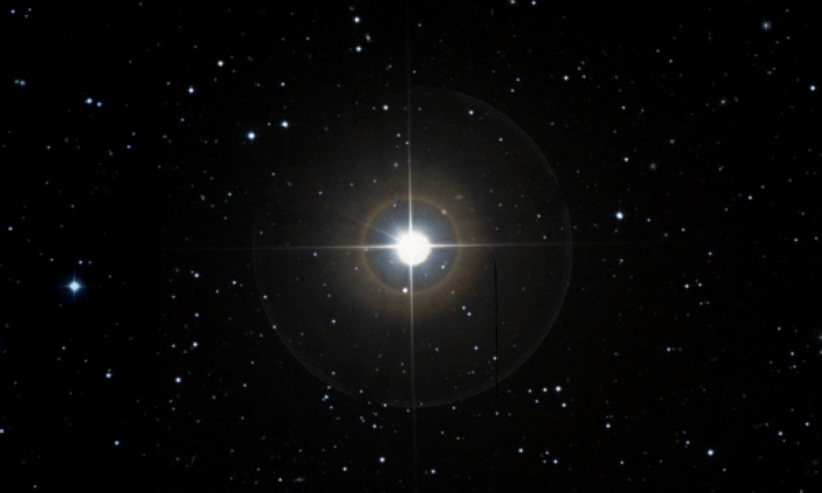 ε-CrB (Star) - In-The-Sky.org